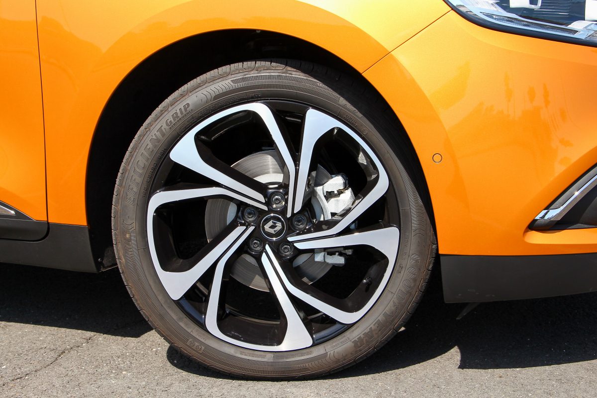 RENAULT SCENIC