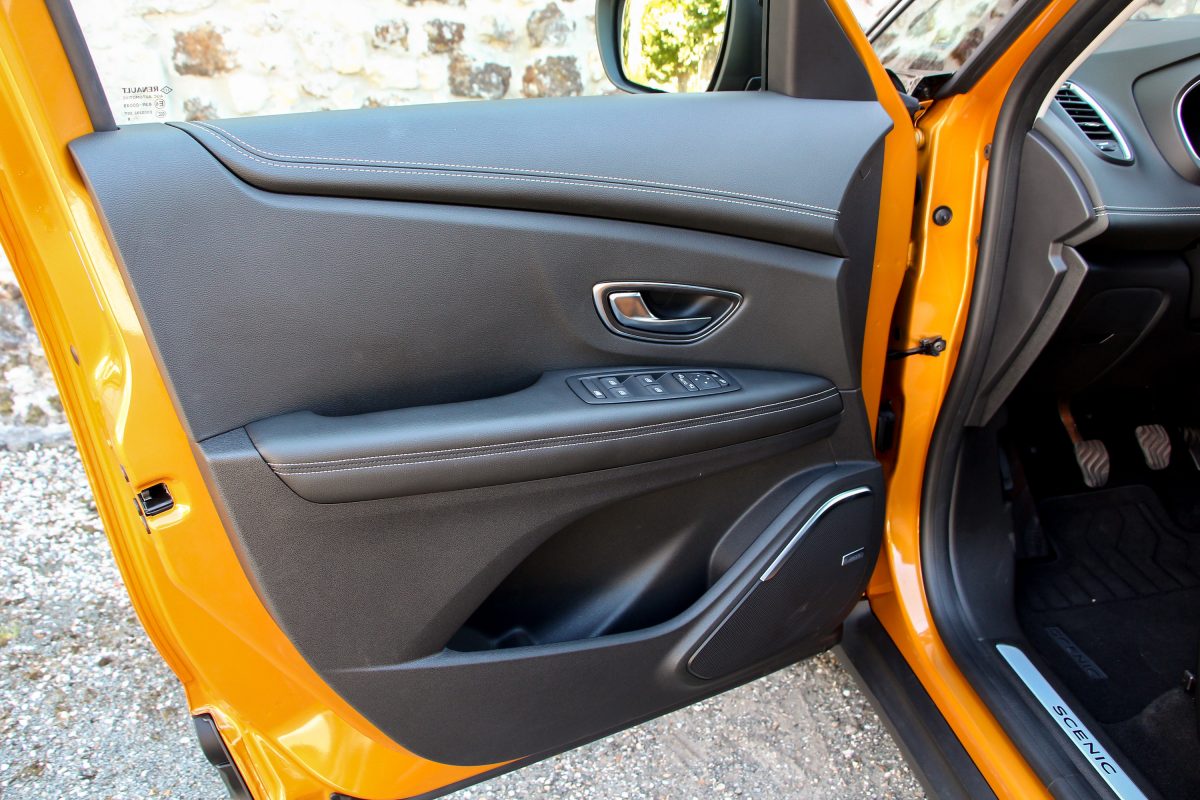 RENAULT SCENIC