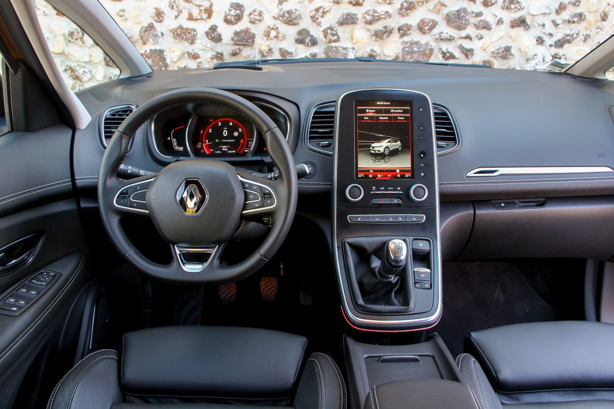 RENAULT SCENIC