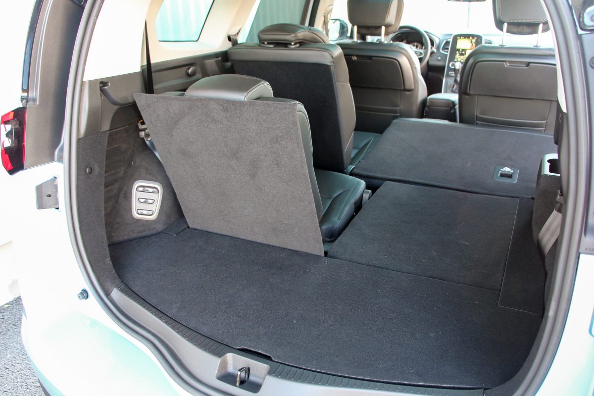 RENAULT SCENIC