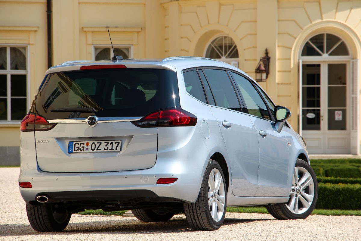 OPEL ZAFIRA TOURER