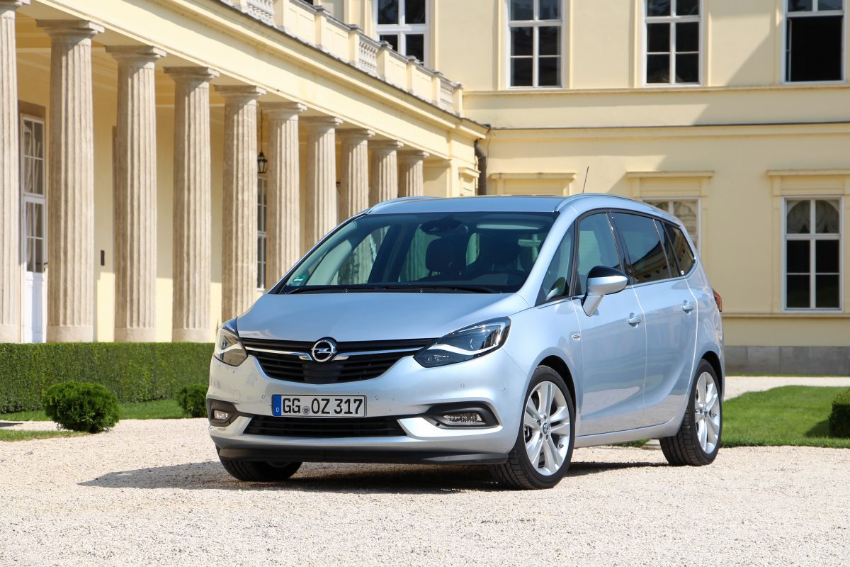 OPEL ZAFIRA TOURER