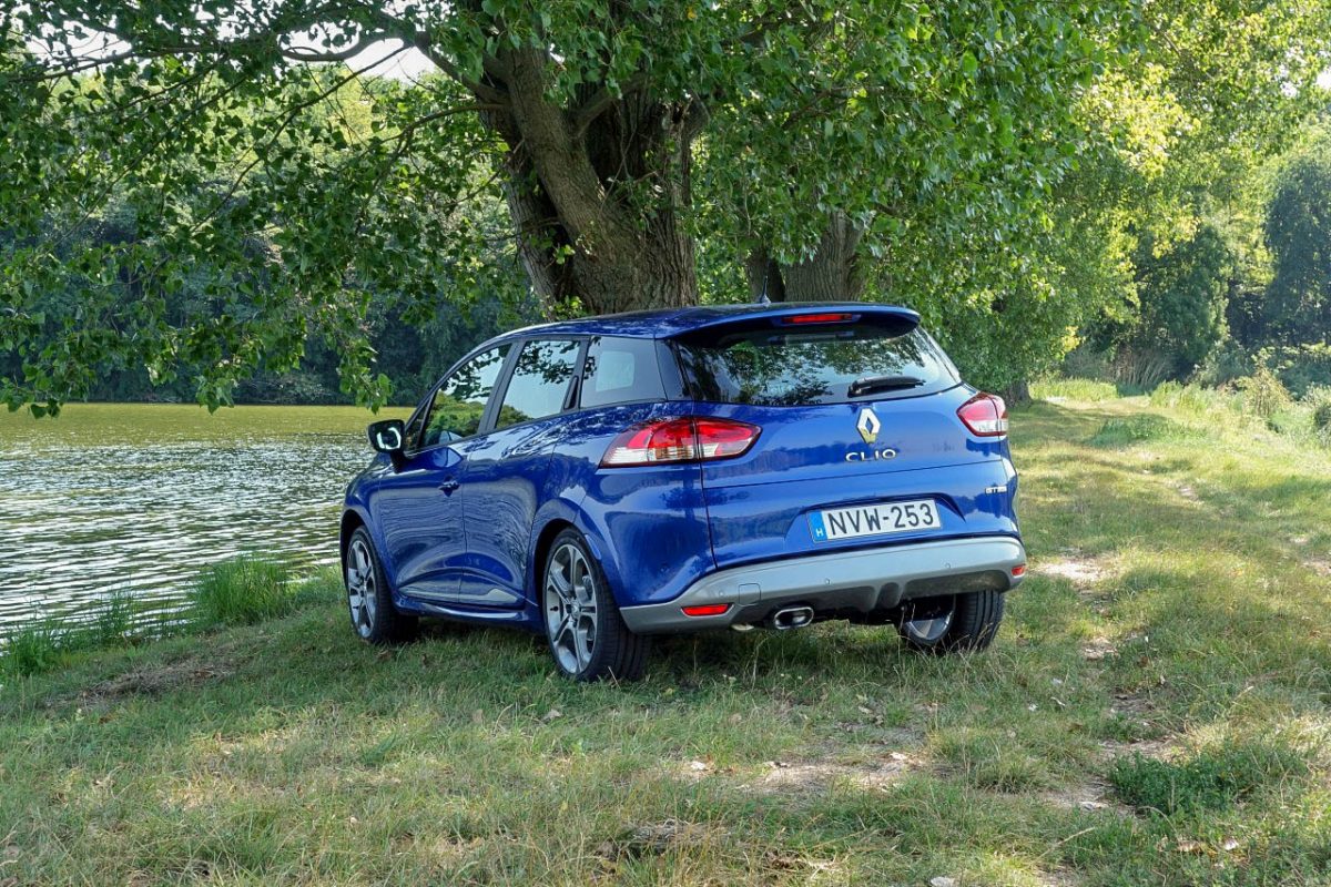 RENAULT CLIO