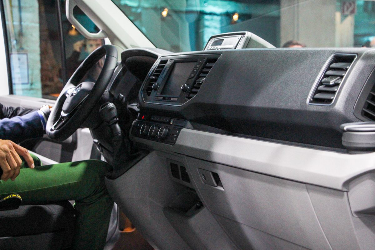 VOLKSWAGEN CRAFTER