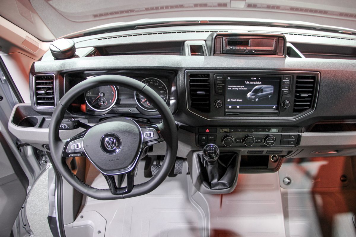 VOLKSWAGEN CRAFTER