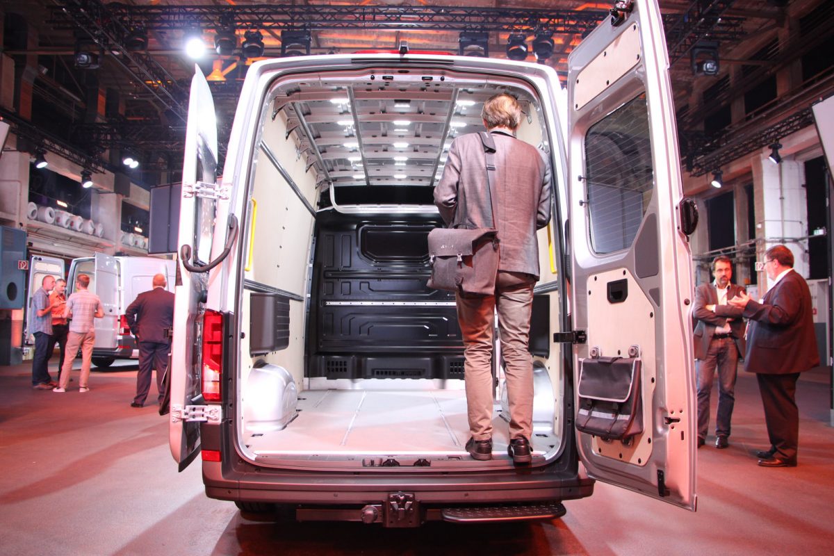 VOLKSWAGEN CRAFTER