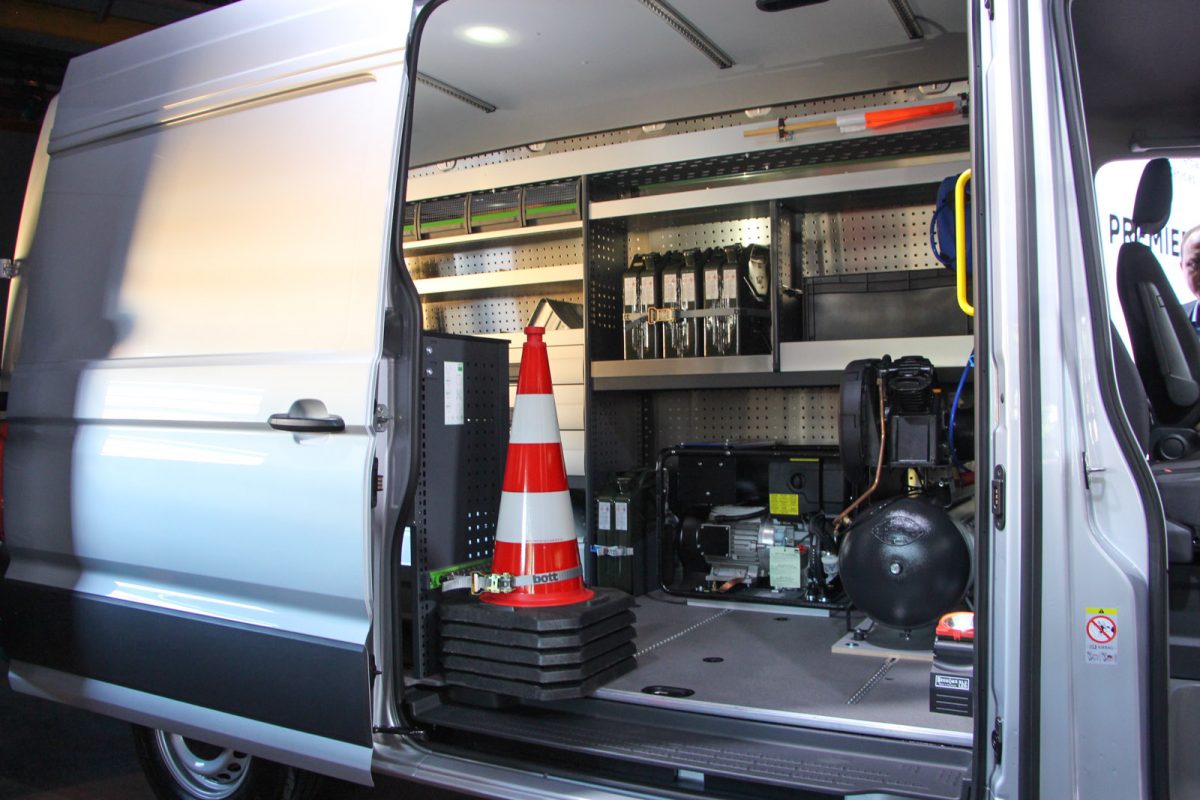 VOLKSWAGEN CRAFTER