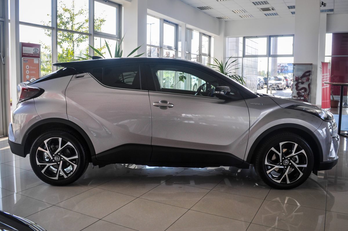 TOYOTA