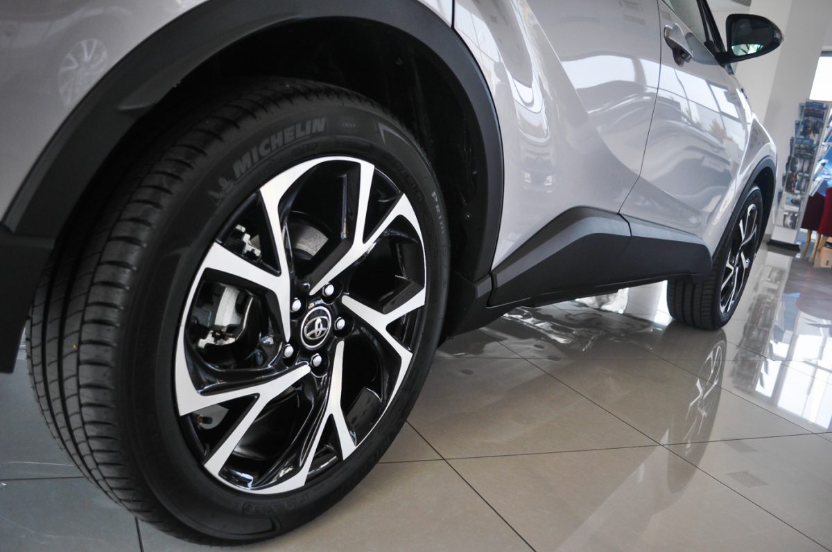 TOYOTA
