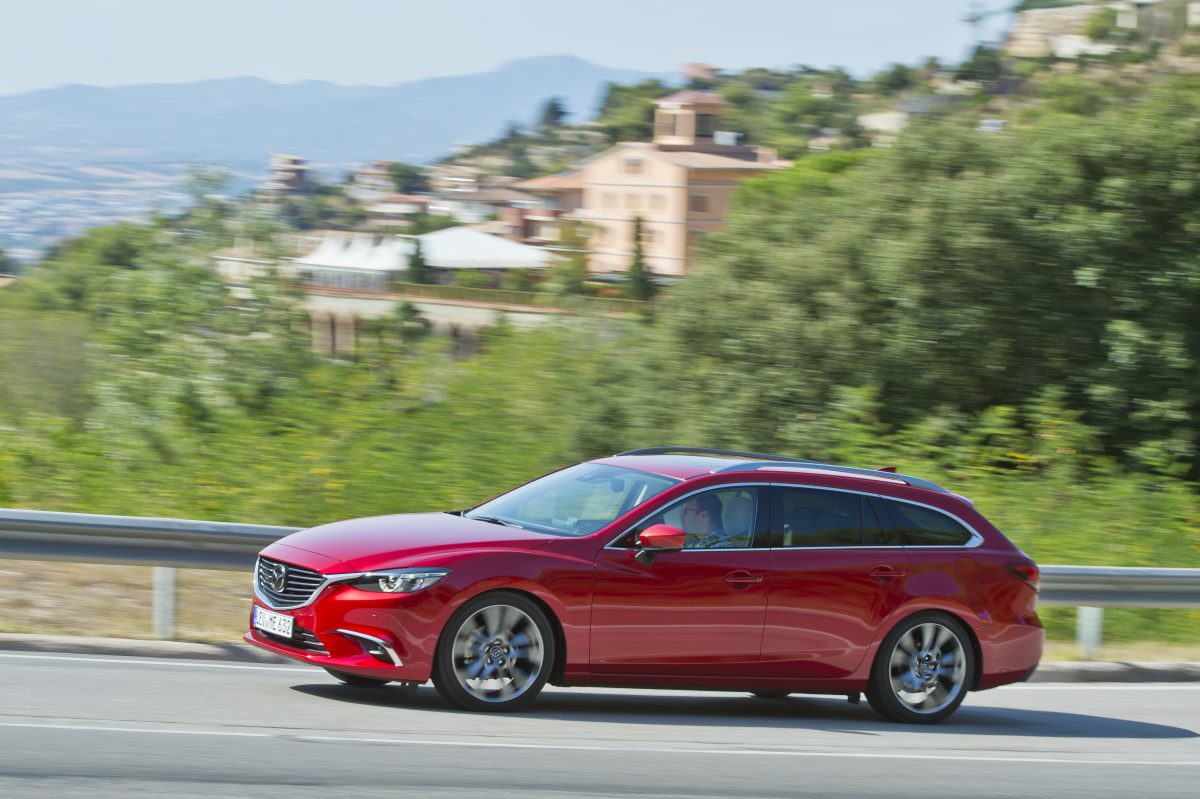 MAZDA 6