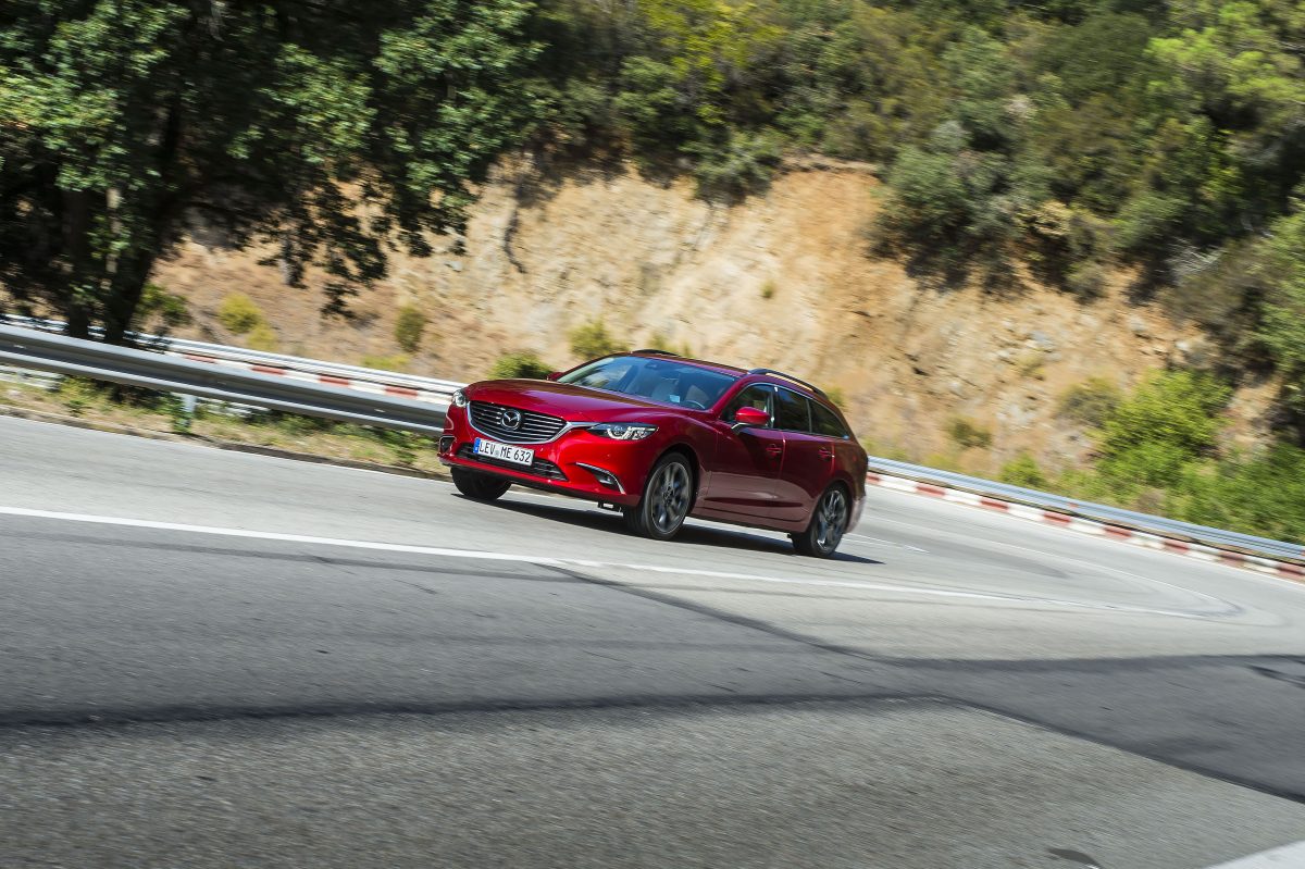 MAZDA 6