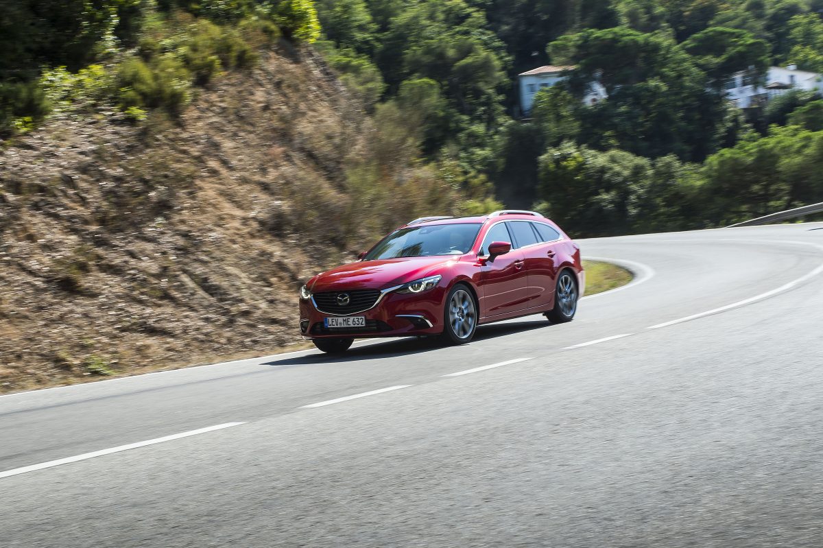 MAZDA 6