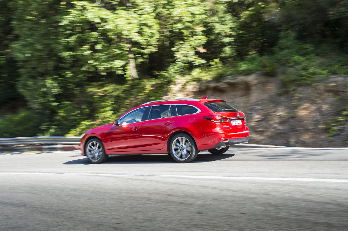 MAZDA 6