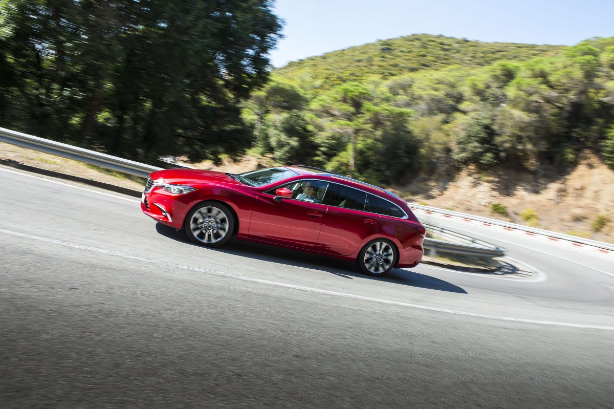 MAZDA 6