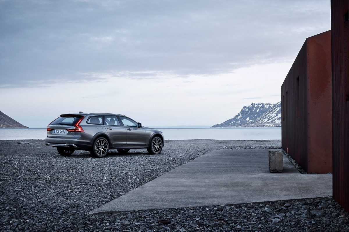 VOLVO V90