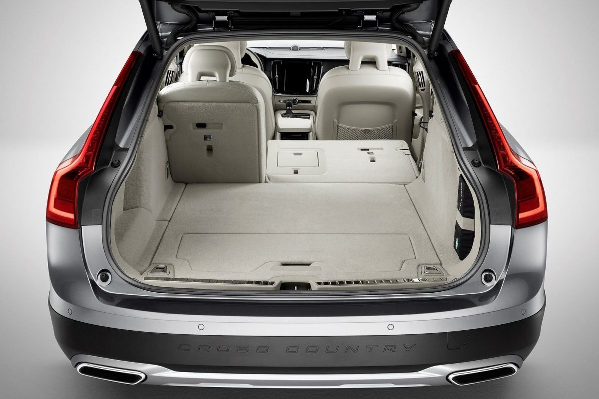 VOLVO V90