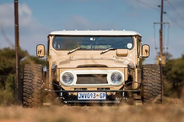 TOYOTA LAND CRUISER