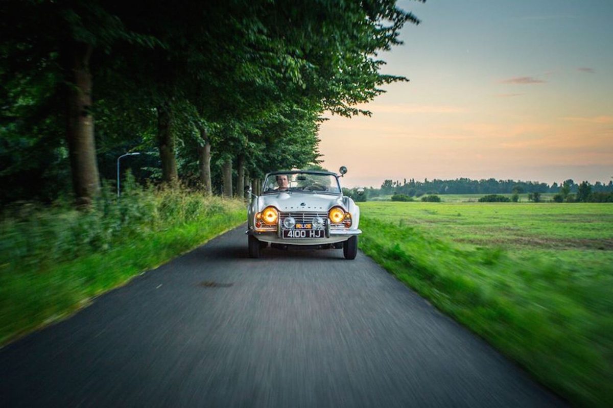 TRIUMPH TR4