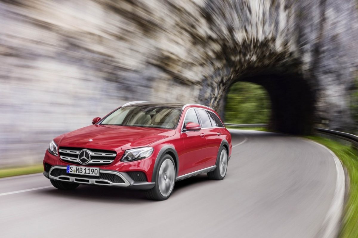 MERCEDES-BENZ E-OSZTÁLY