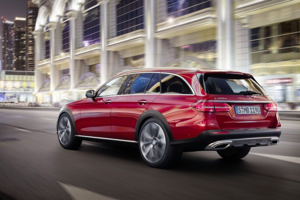 MERCEDES-BENZ E-OSZTÁLY