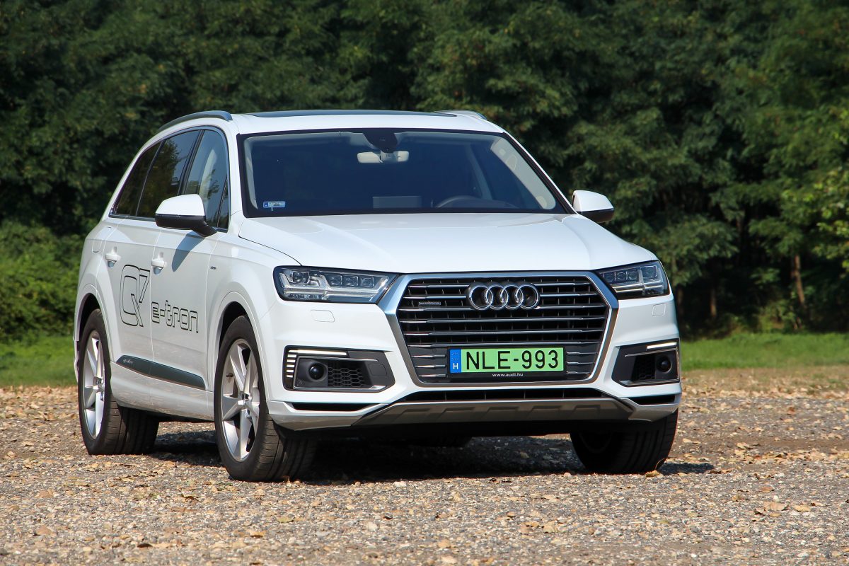 AUDI Q7