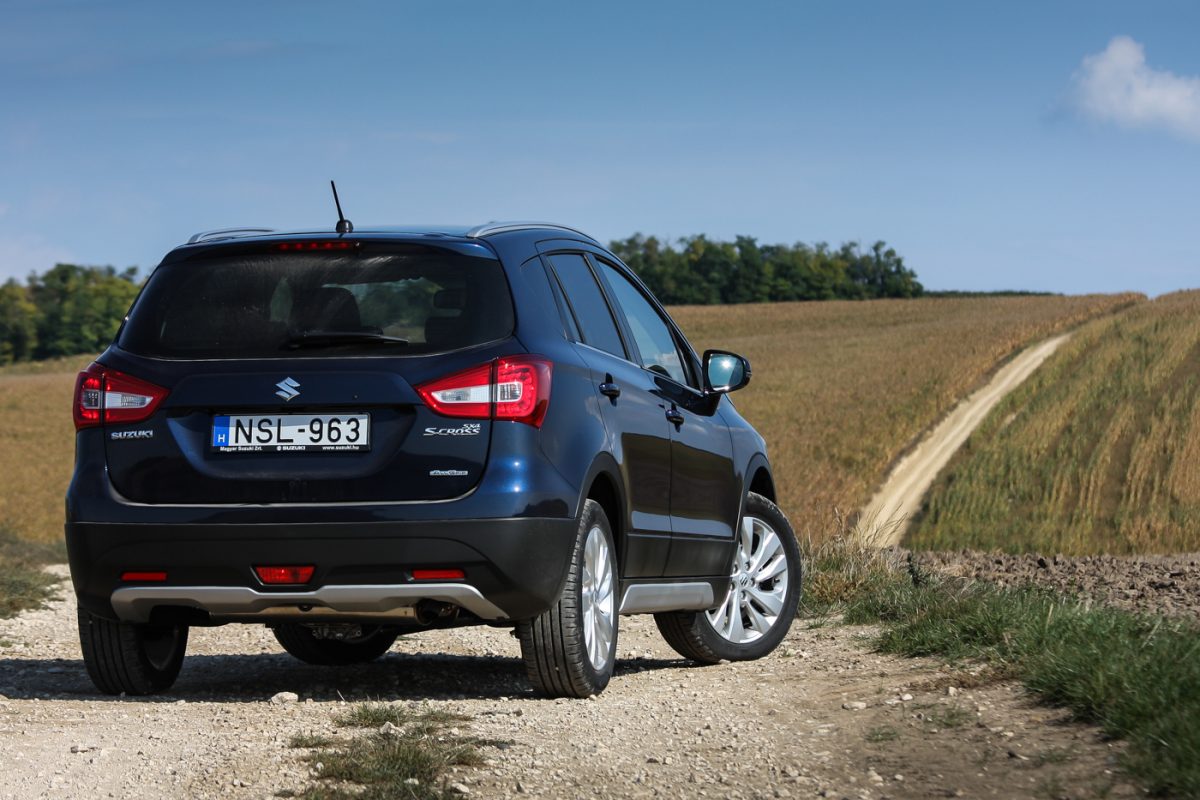 SUZUKI SX4