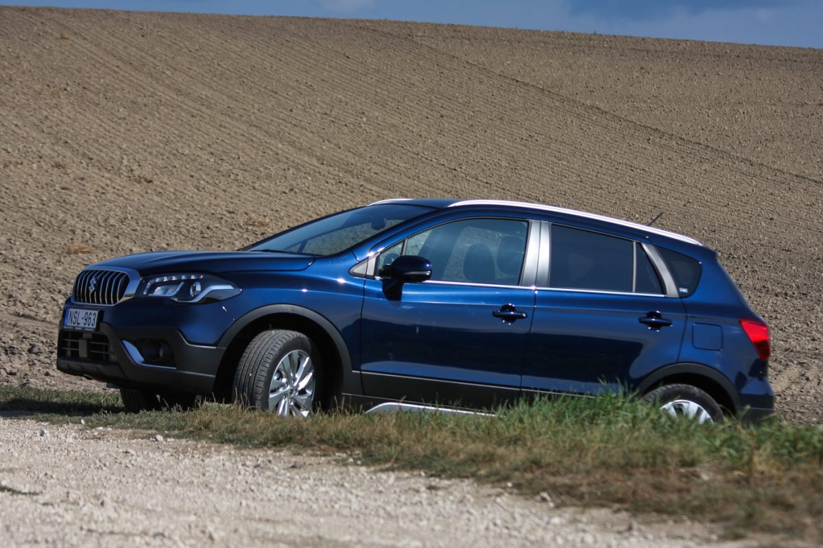 SUZUKI SX4