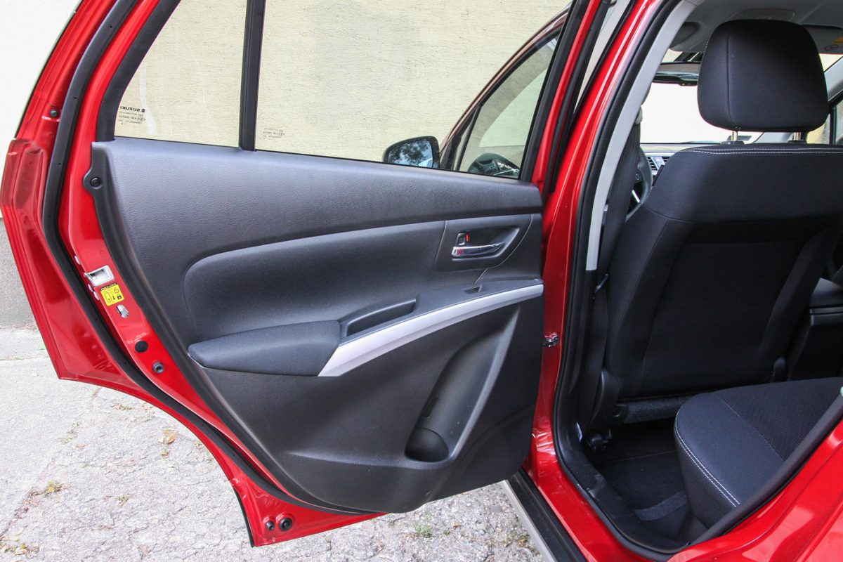 SUZUKI SX4