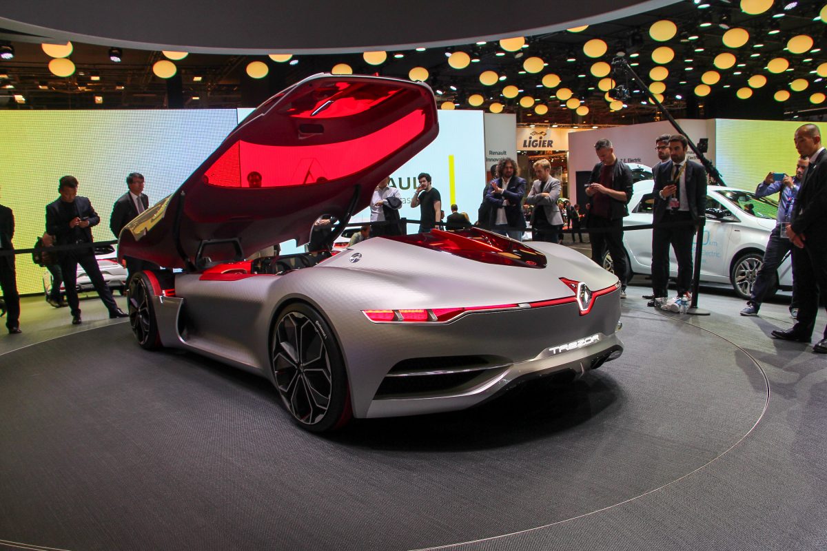 RENAULT