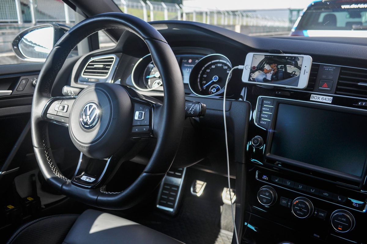 VOLKSWAGEN