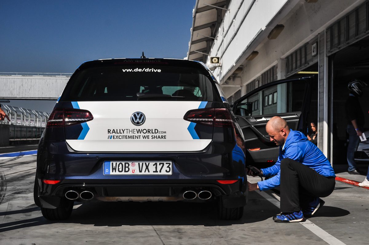 VOLKSWAGEN