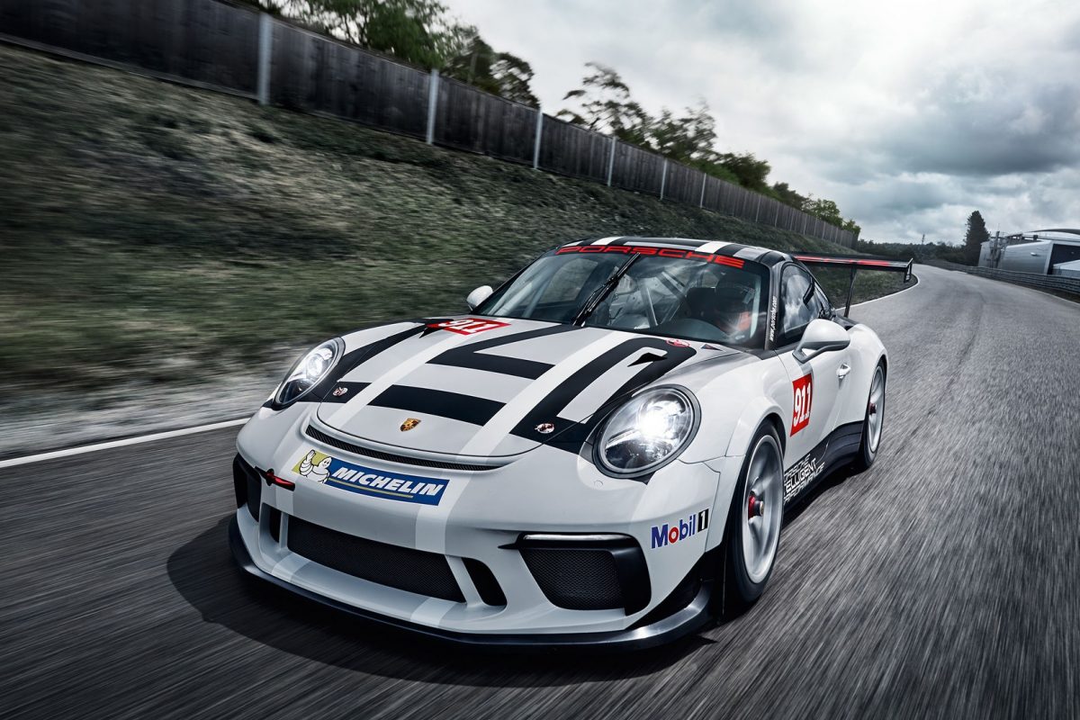 PORSCHE 911