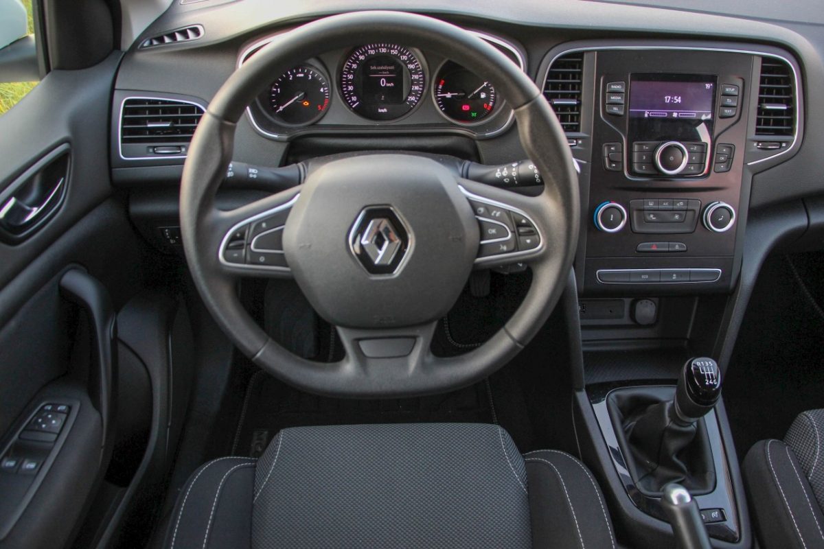 RENAULT MEGANE