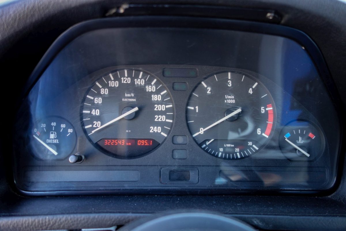 BMW 5-ÖS SOROZAT