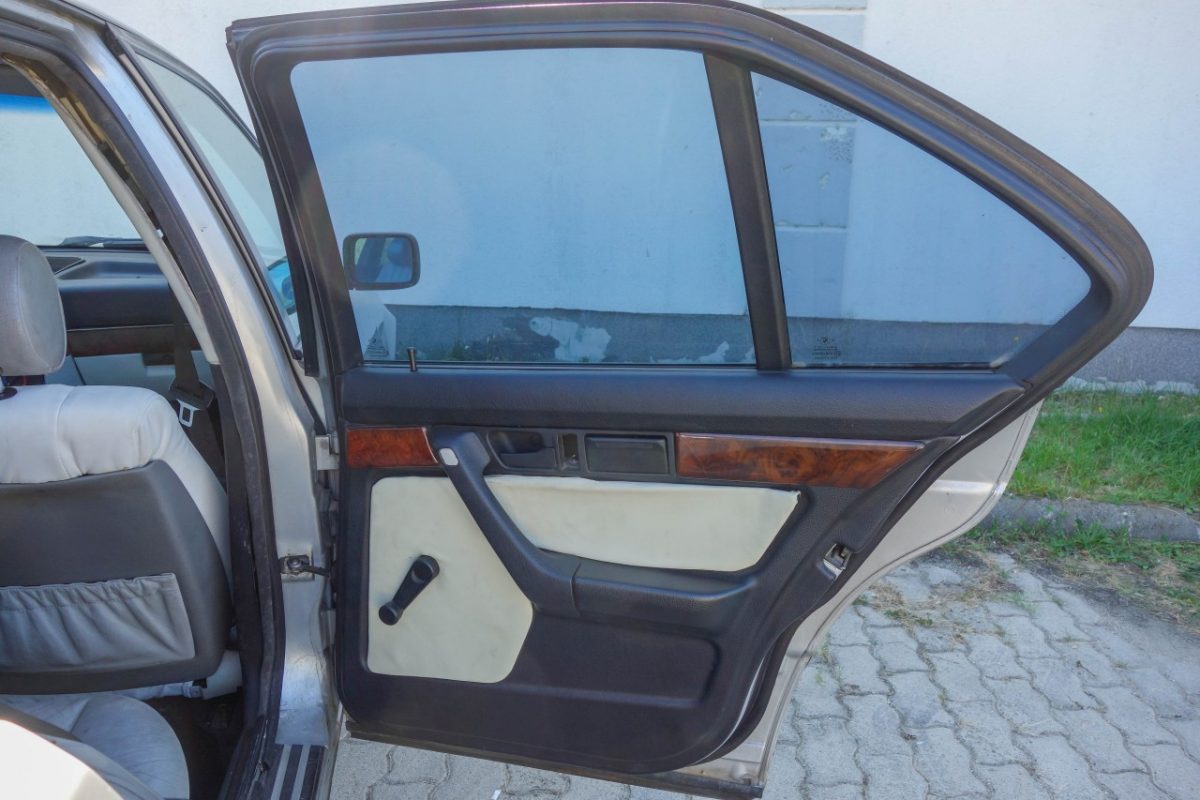 BMW 5-ÖS SOROZAT