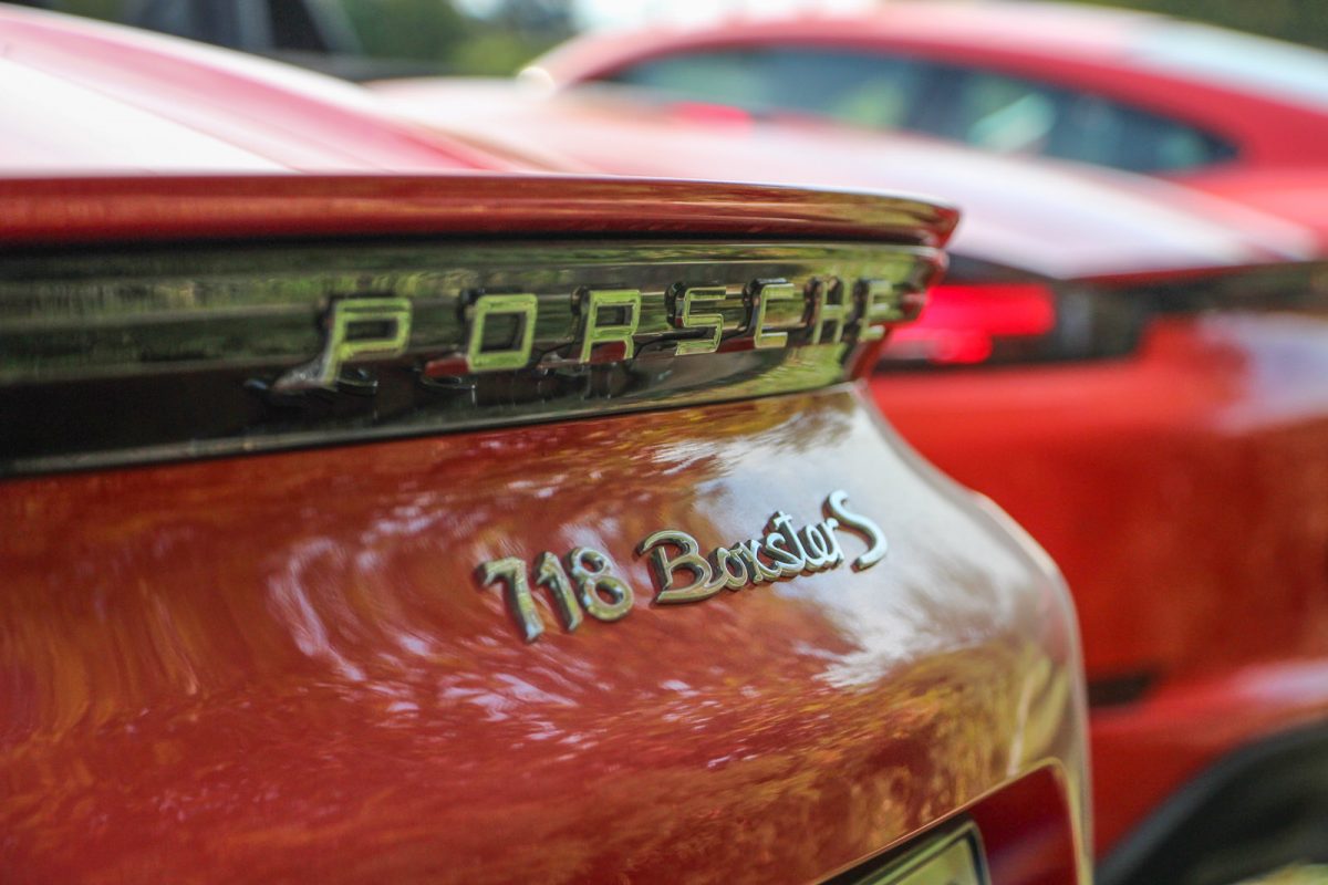 PORSCHE