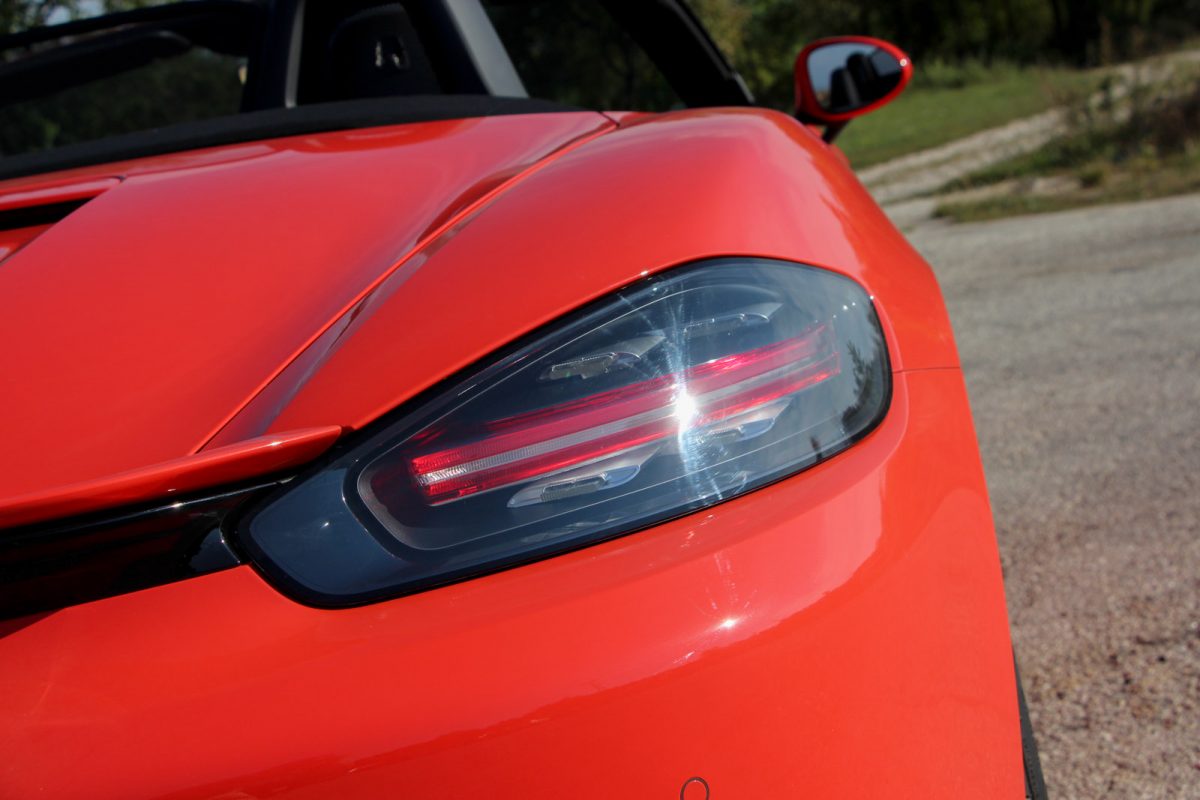 PORSCHE