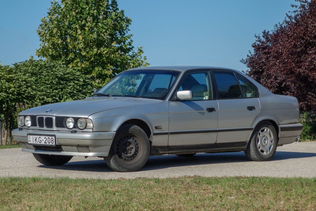 BMW 5-ÖS SOROZAT