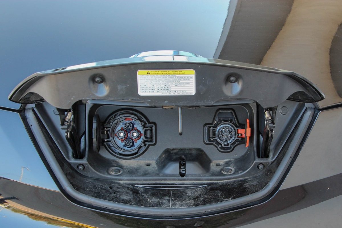 NISSAN NV200
