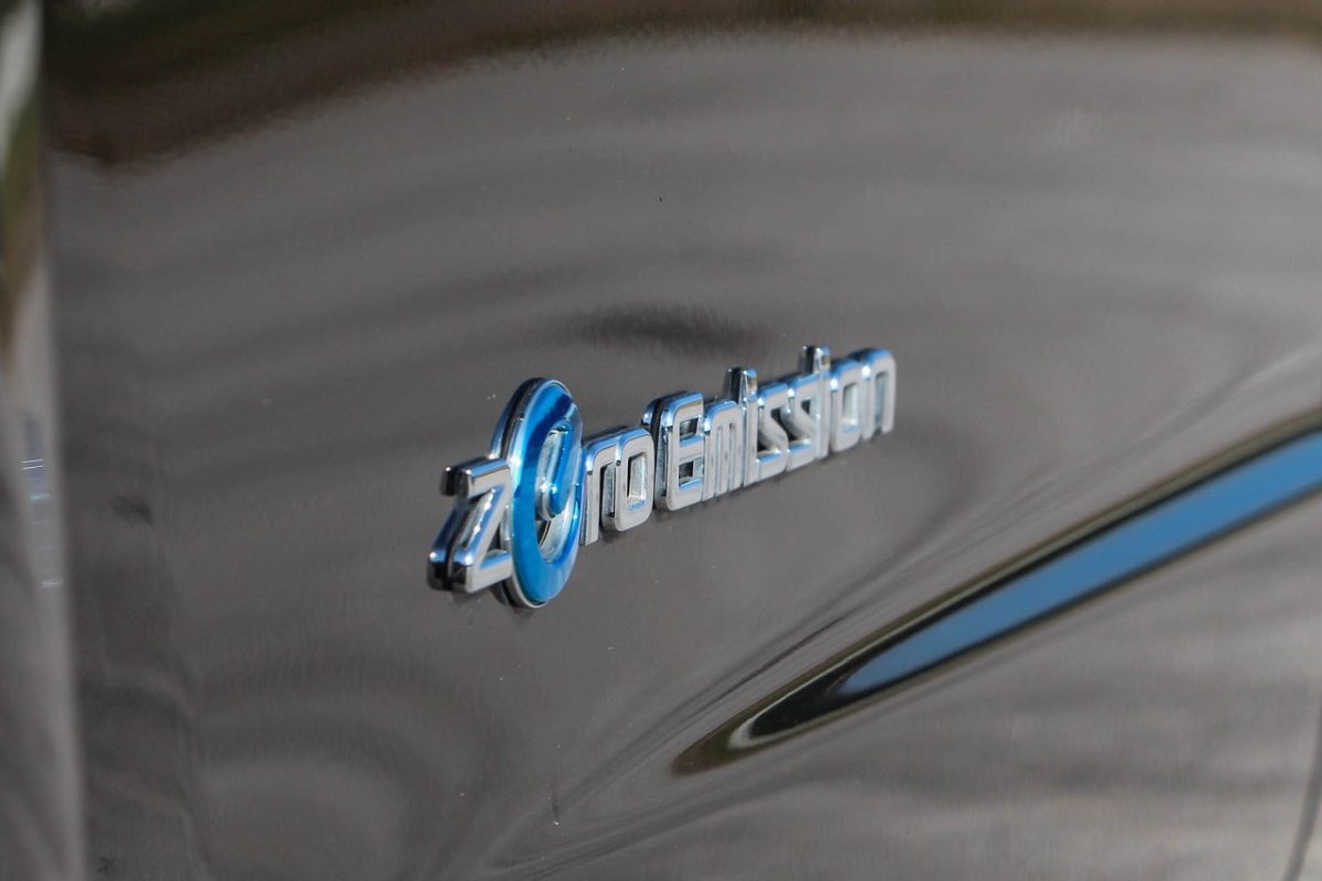 NISSAN NV200