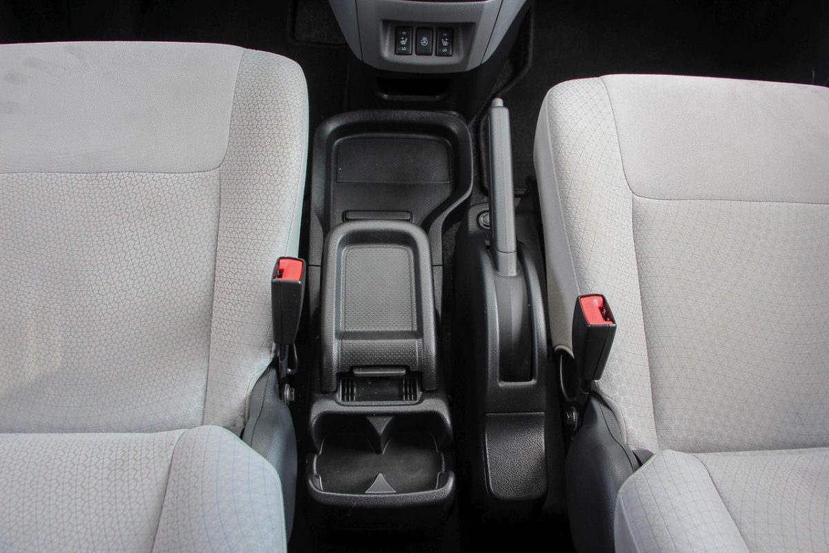 NISSAN NV200