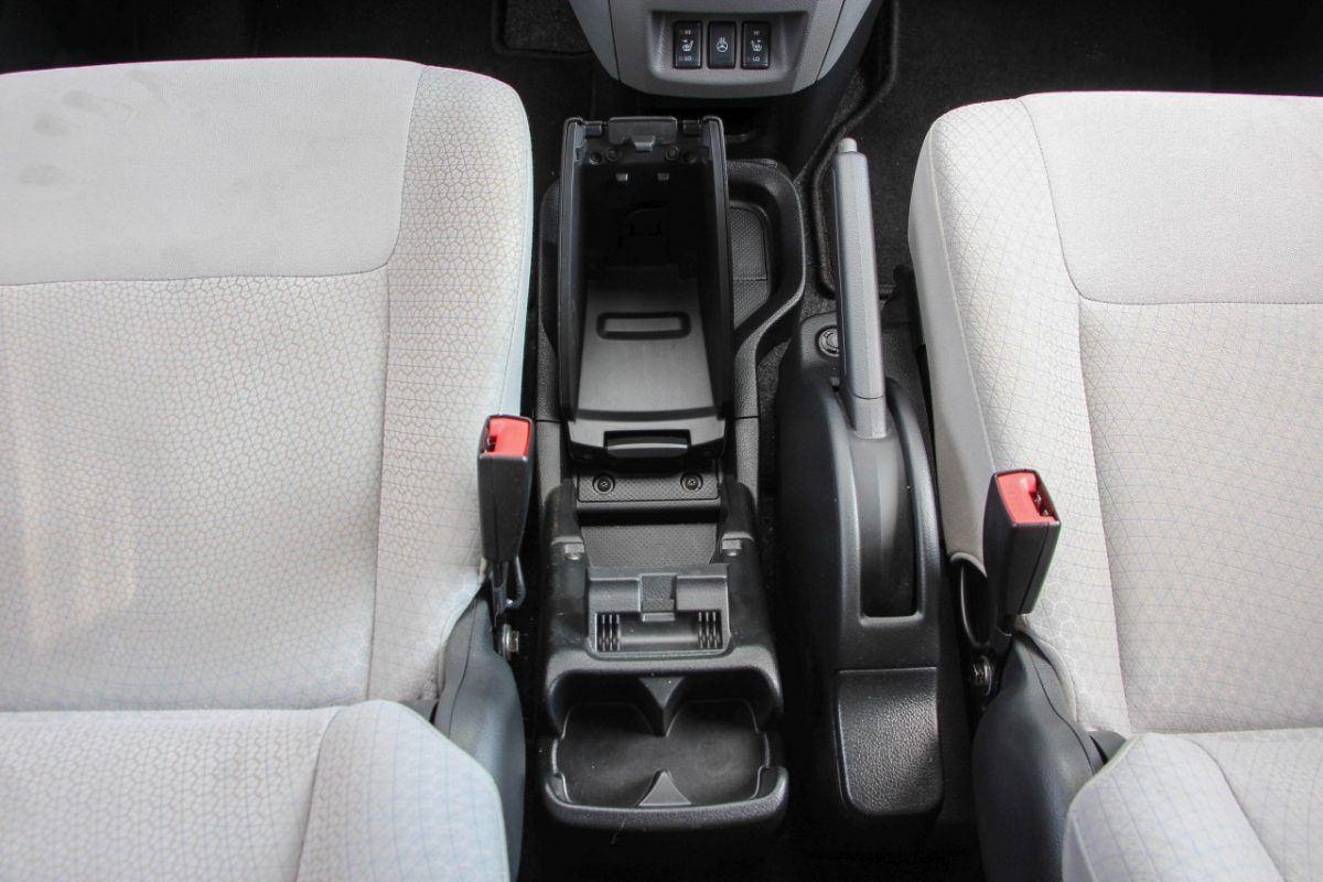 NISSAN NV200