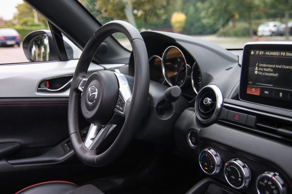 MAZDA MX-5