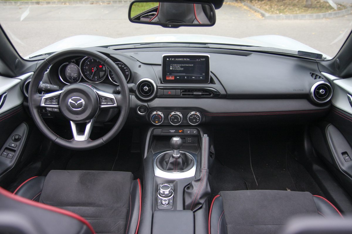 MAZDA MX-5
