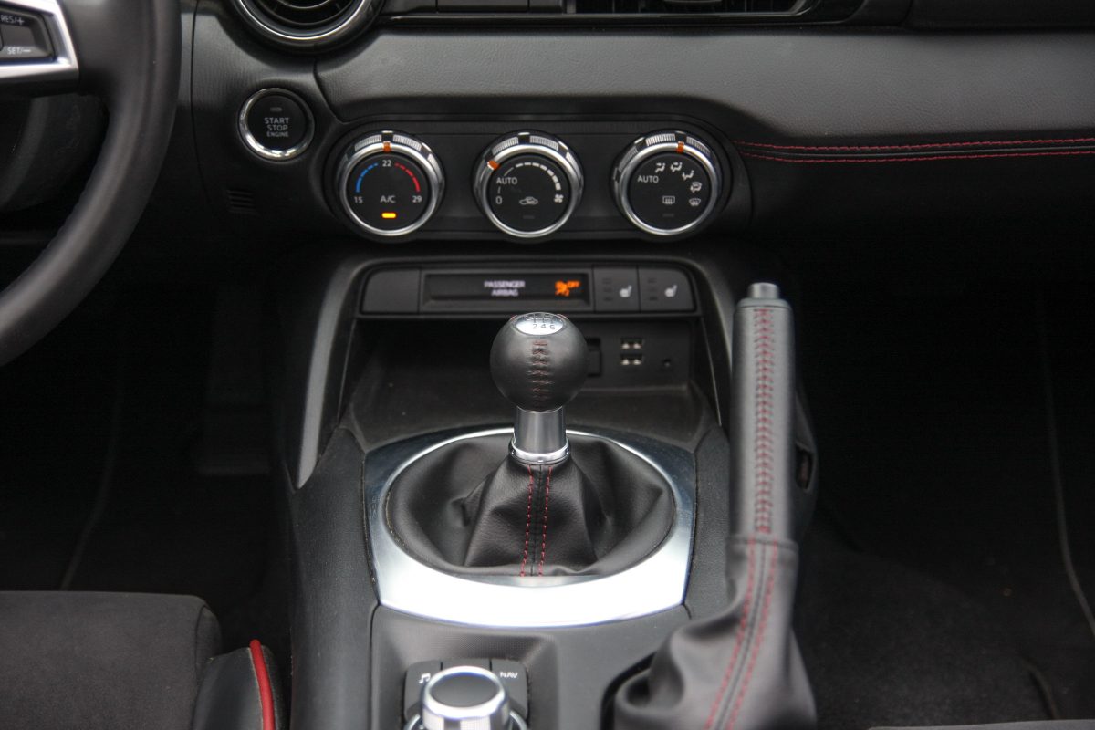 MAZDA MX-5