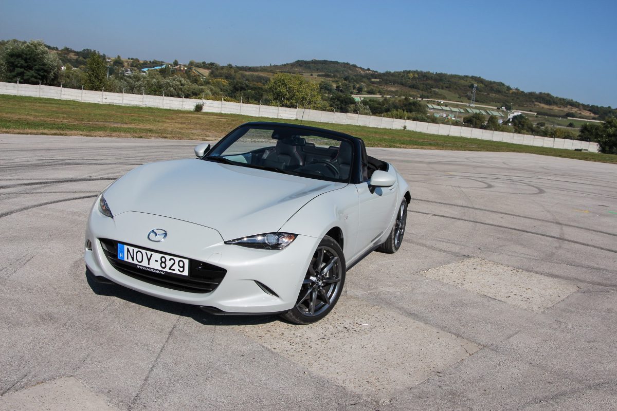 MAZDA MX-5