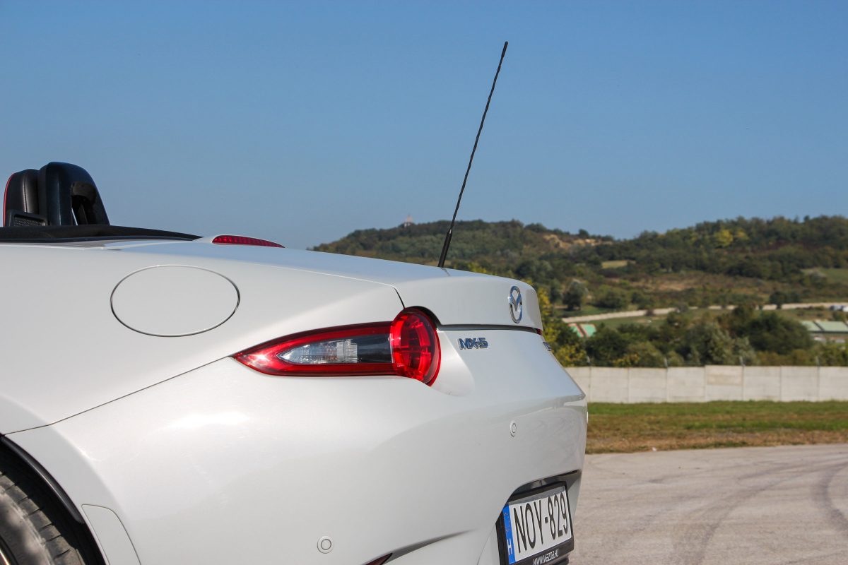 MAZDA MX-5