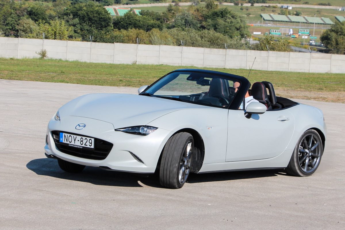 MAZDA MX-5