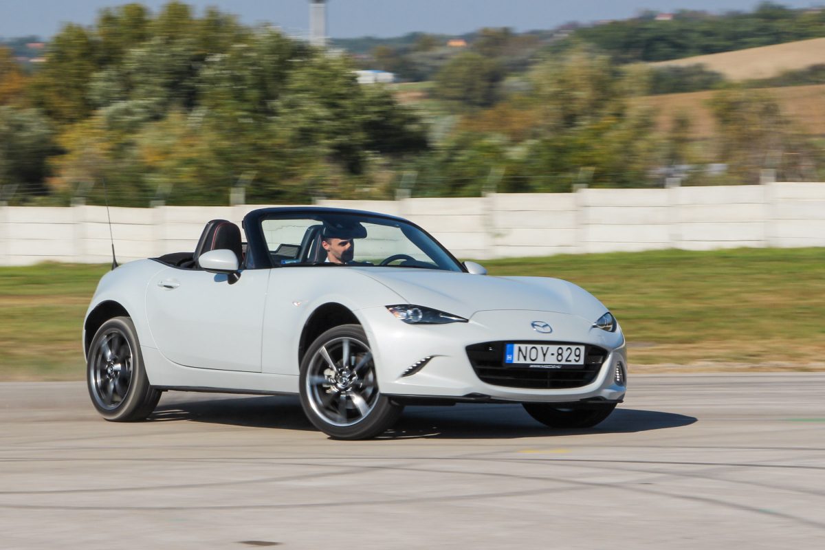 MAZDA MX-5