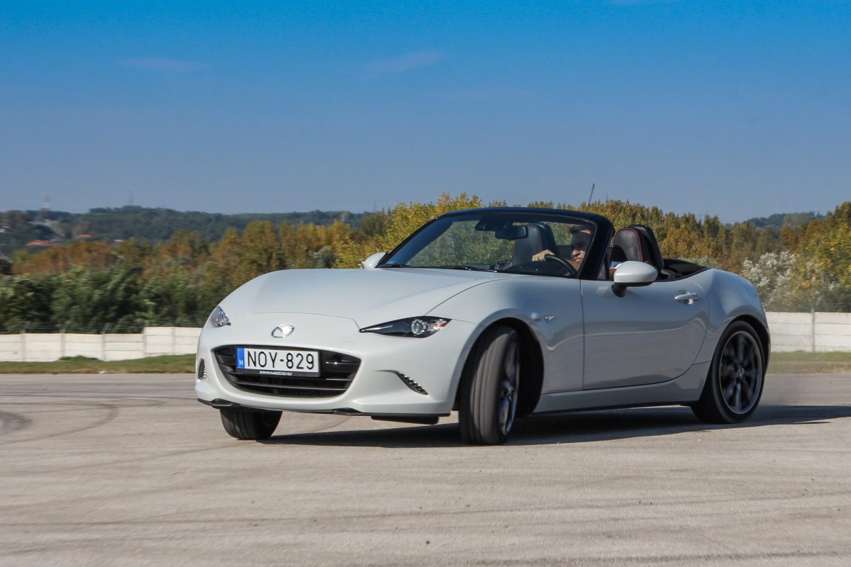 MAZDA MX-5